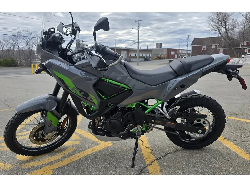 2026 Kawasaki KLE500 SE thumbnail 4