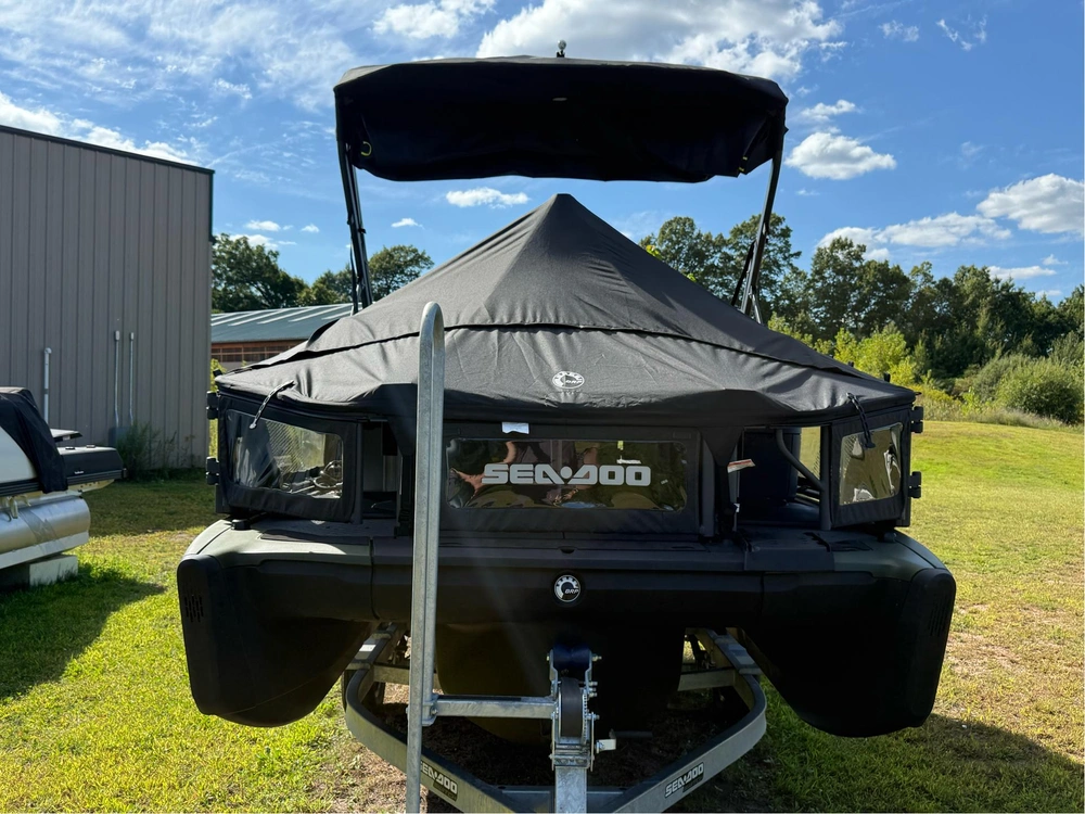 2025 Sea-doo Switch Fish 230 alt