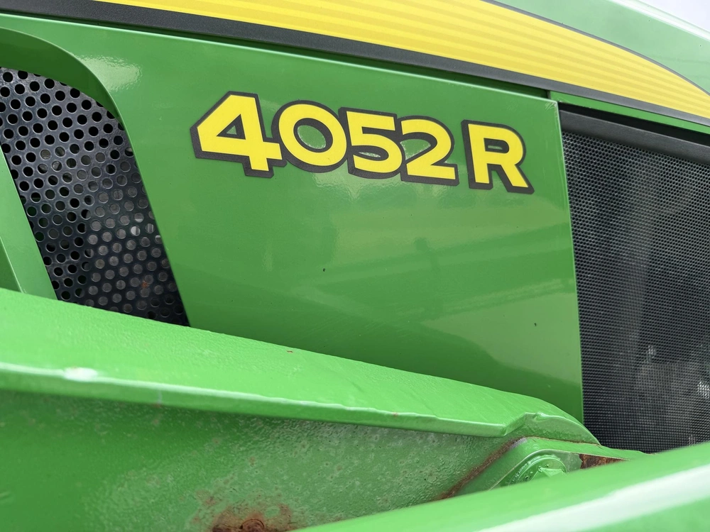 John Deere 4052r 2018 alt