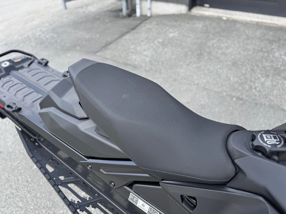 Ski-doo Mxz X 600r 137'' 2026 alt
