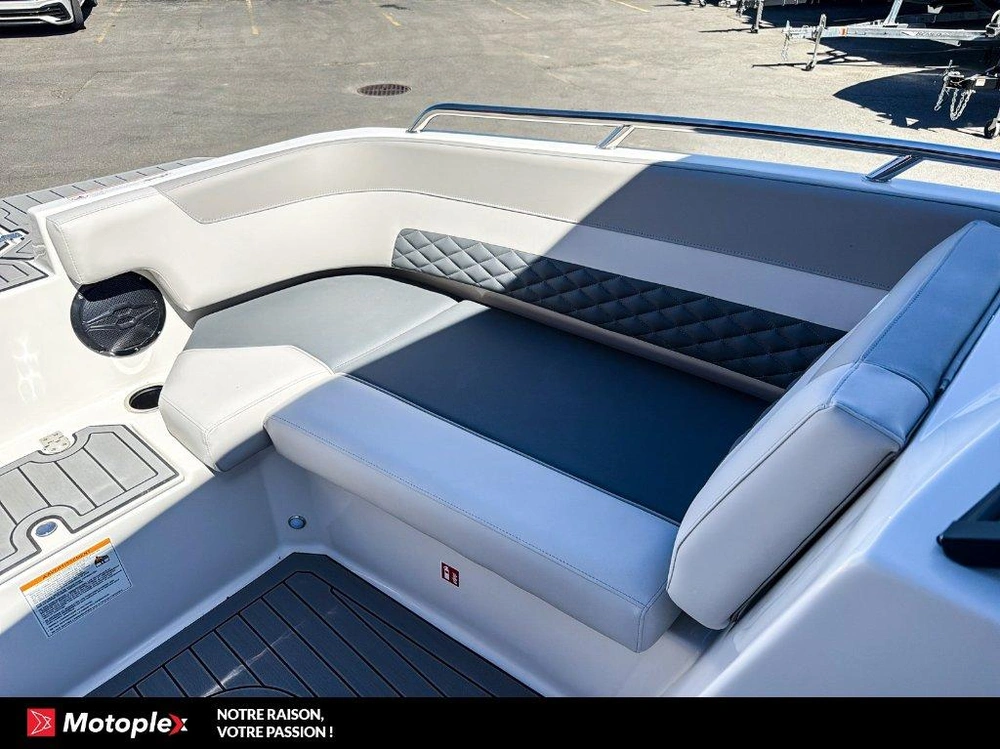 2026 Starcraft Svx 190 Ob 140hp Deck Boat Bateau Ponté alt