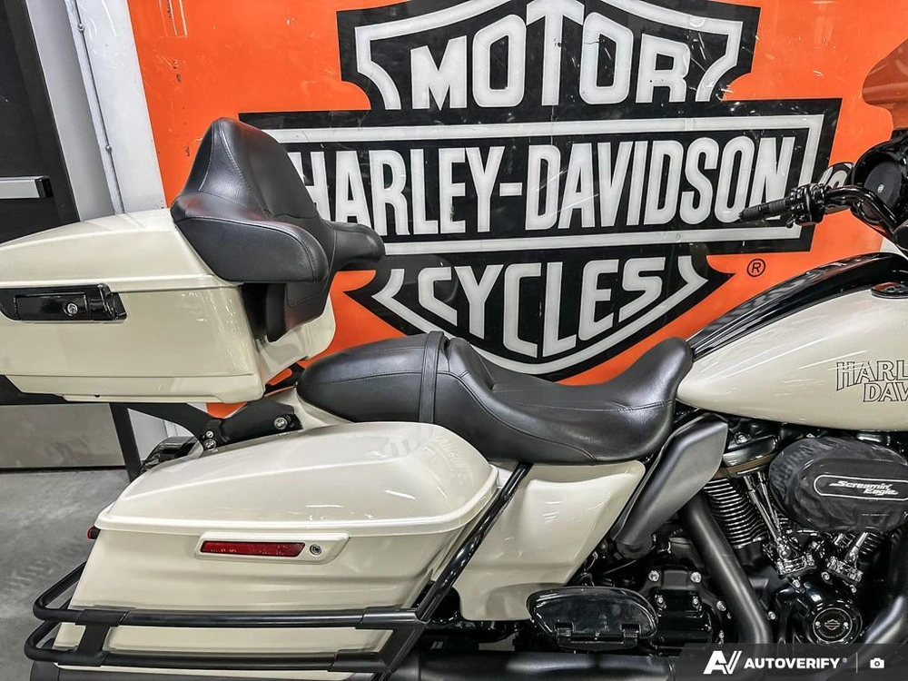 2023 Harley-davidson Flhxst alt