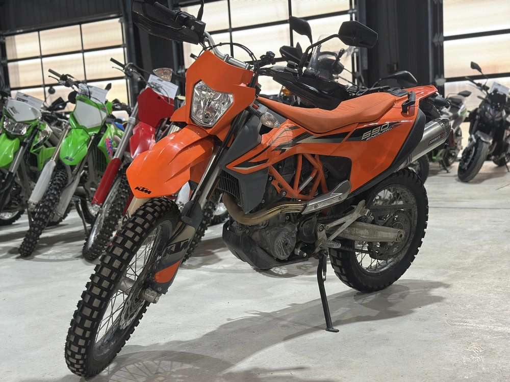 Ktm 690 Enduro R 2024 alt