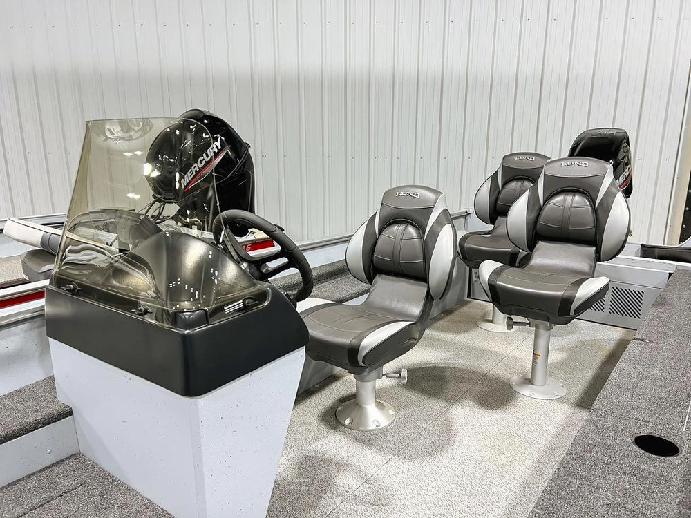 2025 Lund 1600 Fury Ss alt