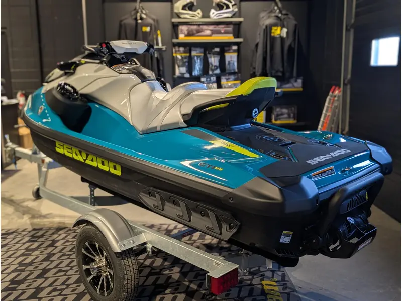 2026 Sea-Doo GTI 170 SE with Sound System - Teal Blue and Manta Green thumbnail 5