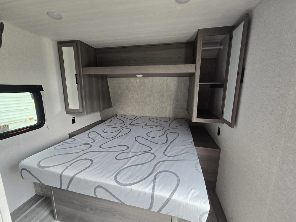 Hideout 200rl 2024 alt