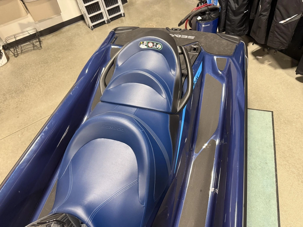 2025 Sea-doo Gtx 300 + Idf, Ibr alt