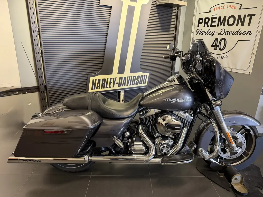 Harley-Davidson FLHXS Street Glide Special FLHXS 2014
