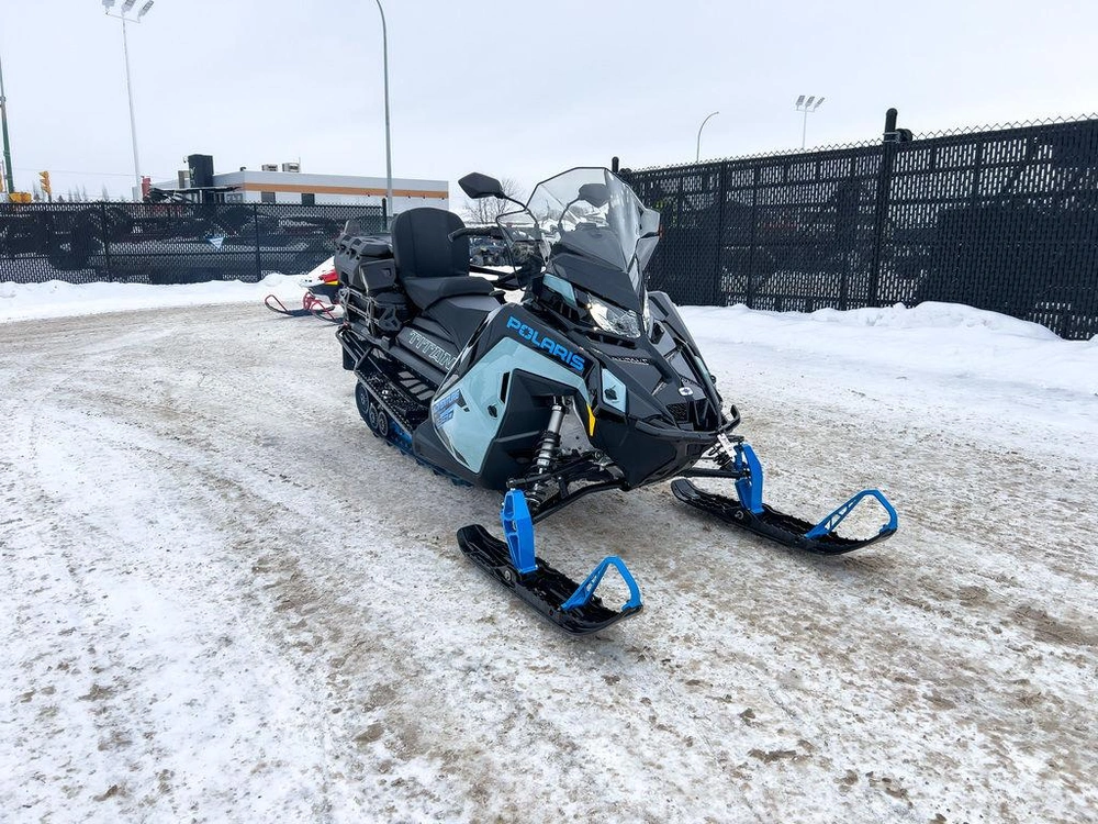 2026 Polaris 850 Titan Adventure Ultimate 1.8 alt