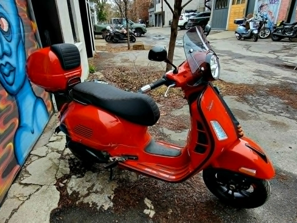 Vespa Gts 300 Super Sport 2024 alt