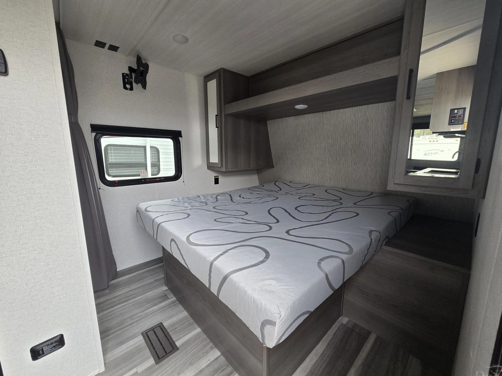 Hideout 200rl 2024 alt