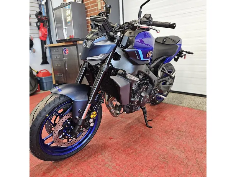 2026 Yamaha MT-09 thumbnail 4