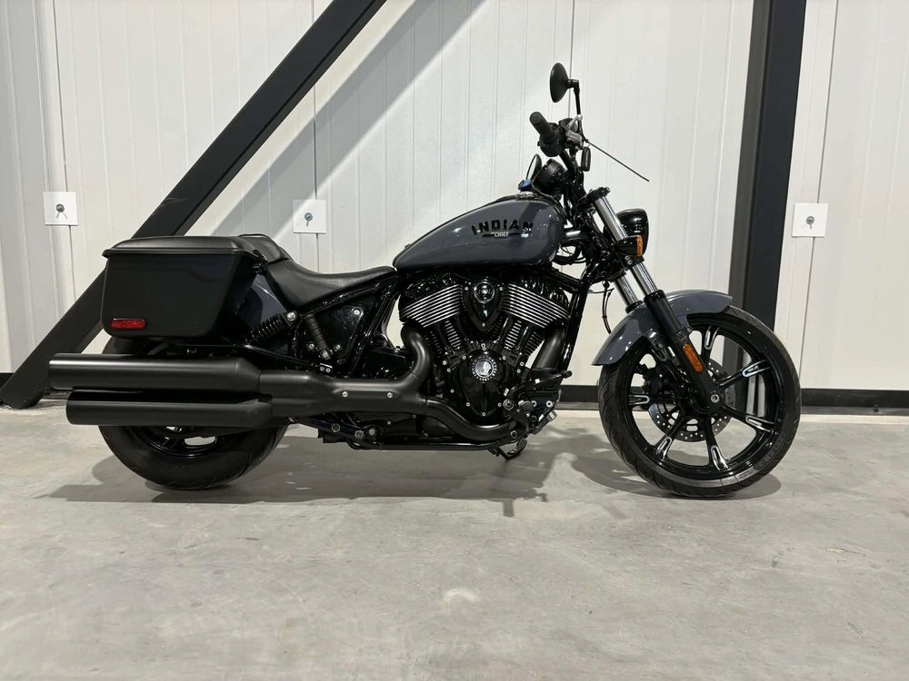 Indian Chief Dark Horse 2022 alt