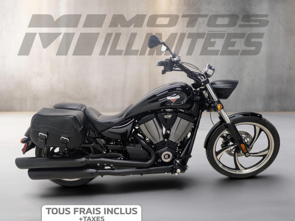 Victory Motorcycles Vegas 8 Ball 2014 alt