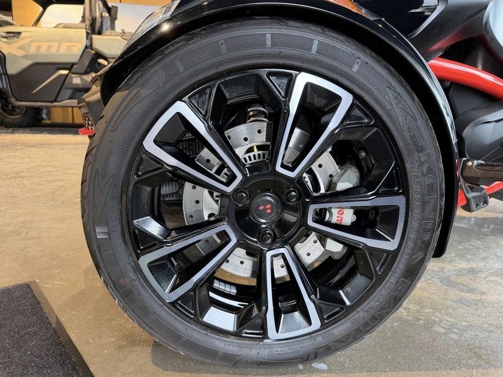 2024 Can-am Spyder F3 S alt