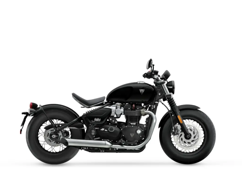 2026 Triumph Bonneville Bobber // Jet Black w/ High Handlebar Kit