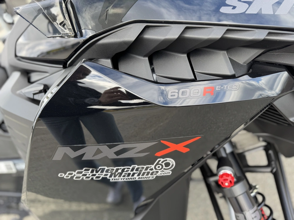 Ski-doo Mxz X 600r 137'' 2026 alt