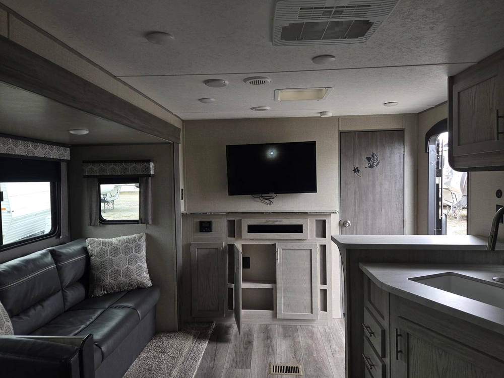 Coachmen Catalina 243rbs 2022 alt