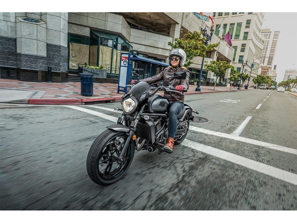 2025 Kawasaki Vulcan S Cafe alt