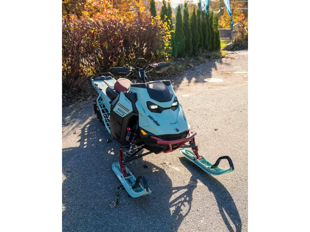 2024 Ski-doo Freeride 165 3" 850 Turbo R Shot Mint 4.5" Screen