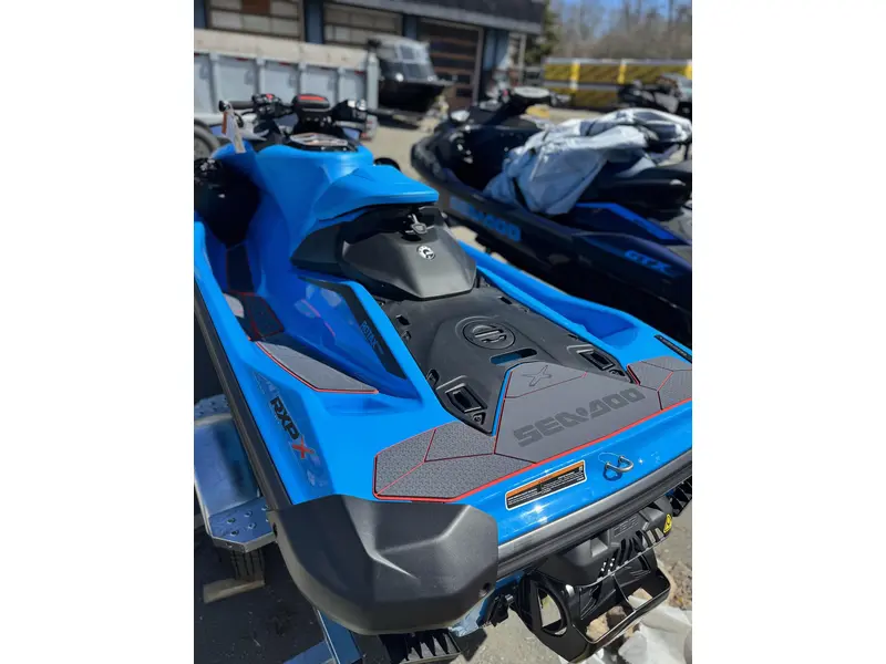 2026 Sea-Doo RXP X 325 w/AUDIO & iBR