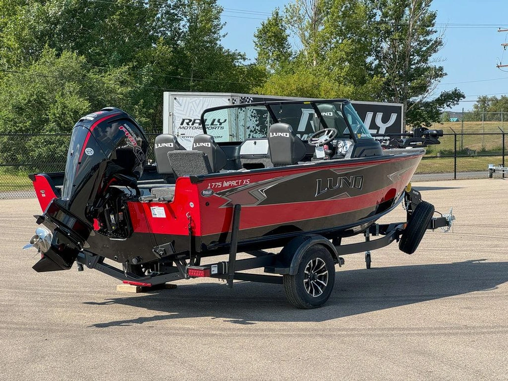 2025 Lund Boat Co 1775 Impact Xs alt
