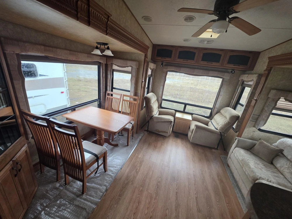 Forest River Sandpiper 300rl 2009 alt