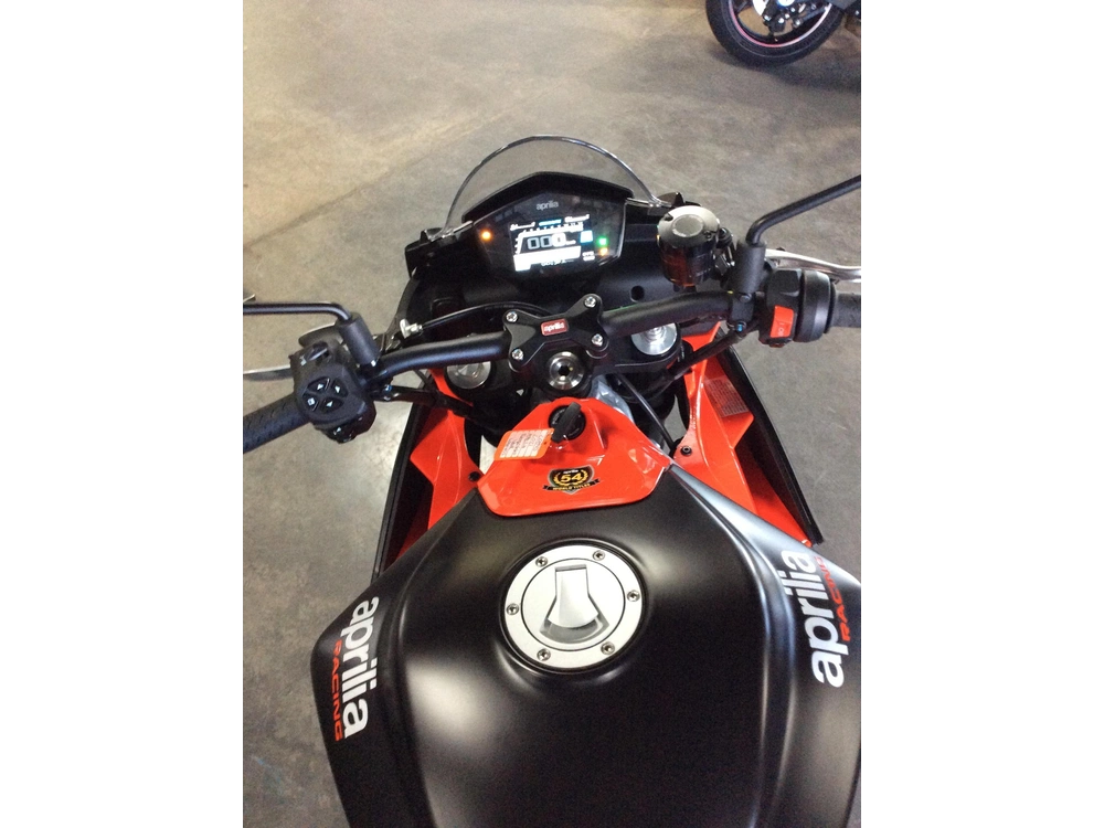 Aprilia Tuono 660 2021 alt