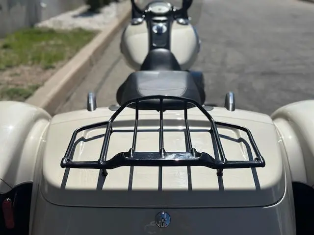 Harley-Davidson FREEWHEELERFLRT 2023