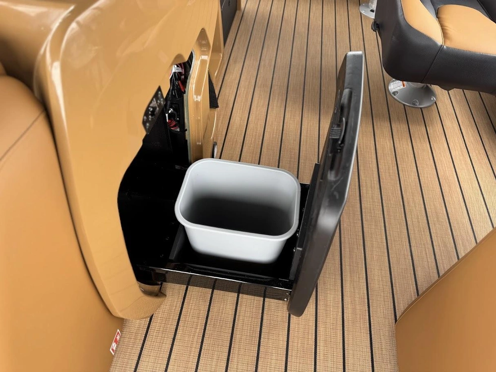 2026 Princecraft Vogue 23rl alt