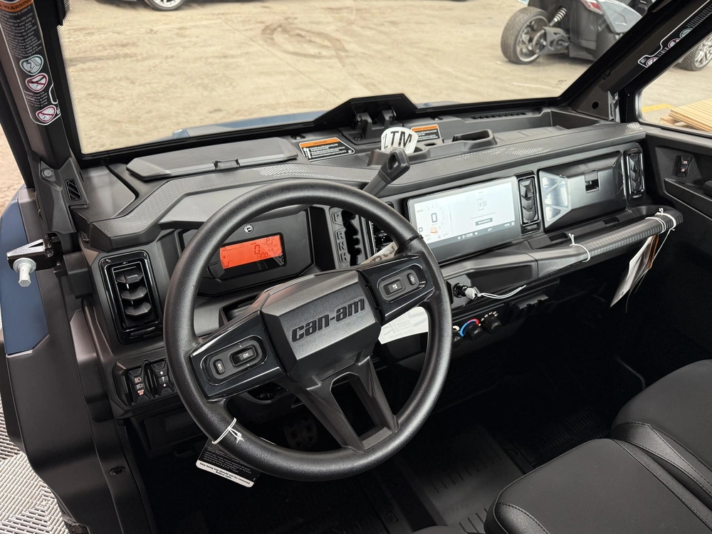 2026 Can-am Ssv Def Xtcab 65 Hd11 Be Hb 26 Xt Cab Hd11 alt