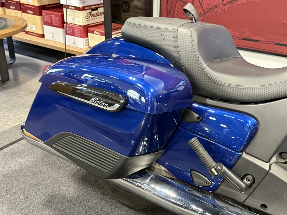 2021 Indian Motorcycle Challenger Limited, Deepwater Mtllc, 49st Limited alt
