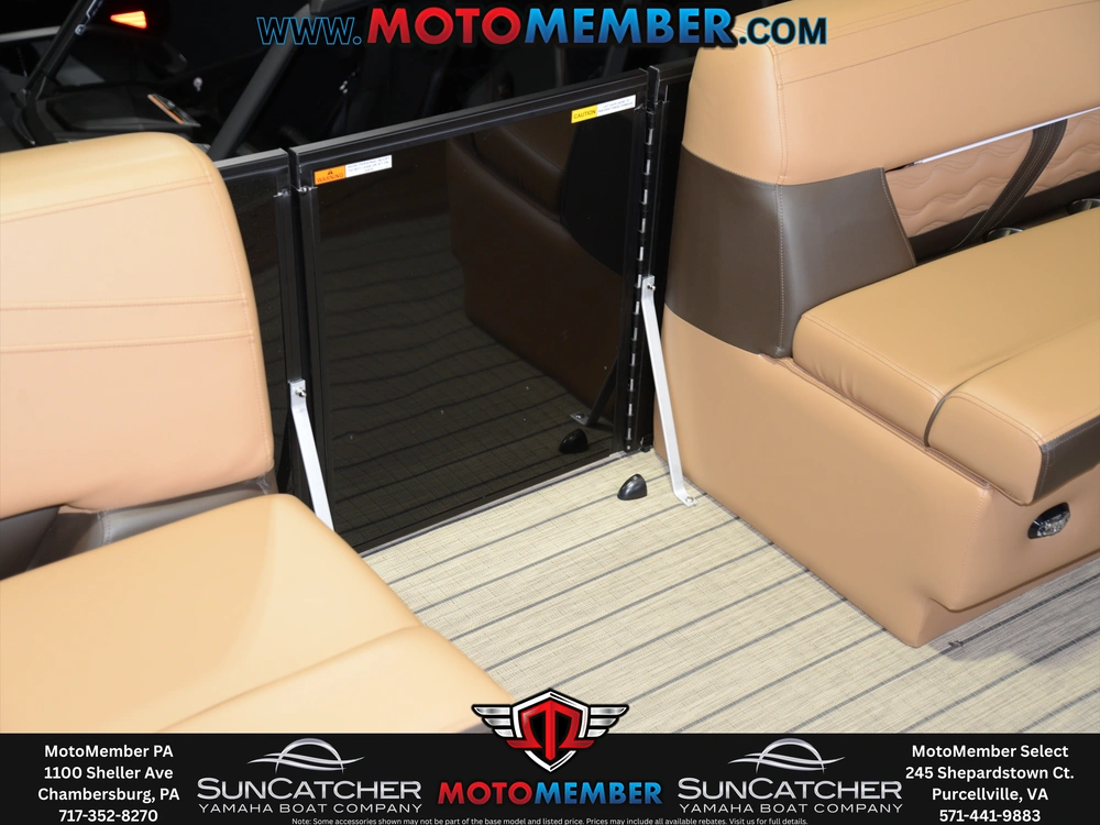 2025 Suncatcher Fusion 324ss alt