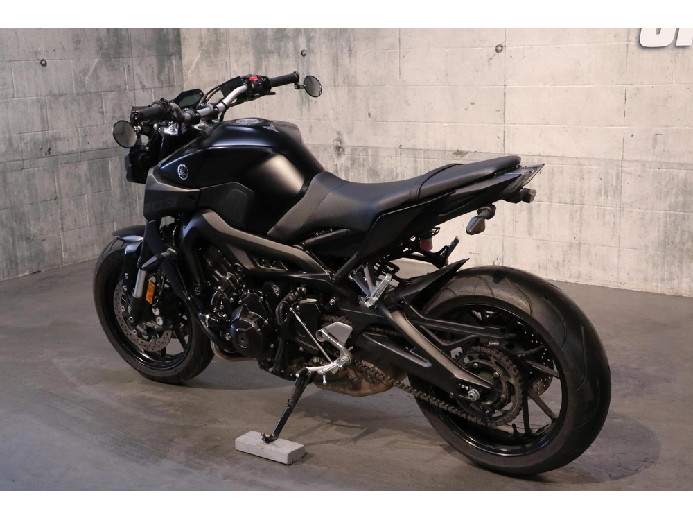 2020 Yamaha Mt-09 alt