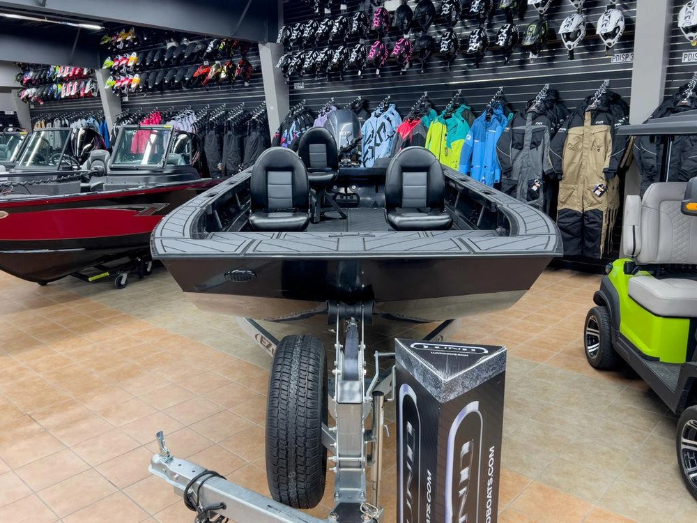 2026 Woolridge 18' Rogue Hdpe alt