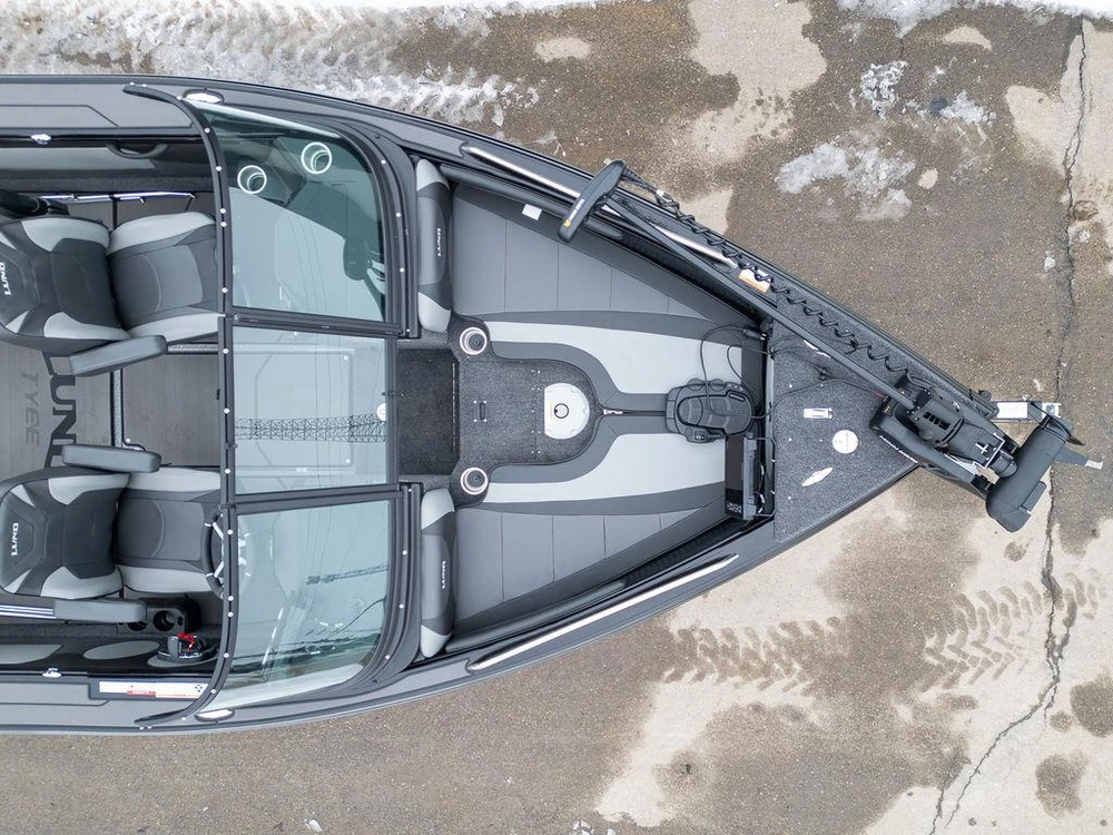 2026 Lund Boat Co 1875 Tyee Sport alt