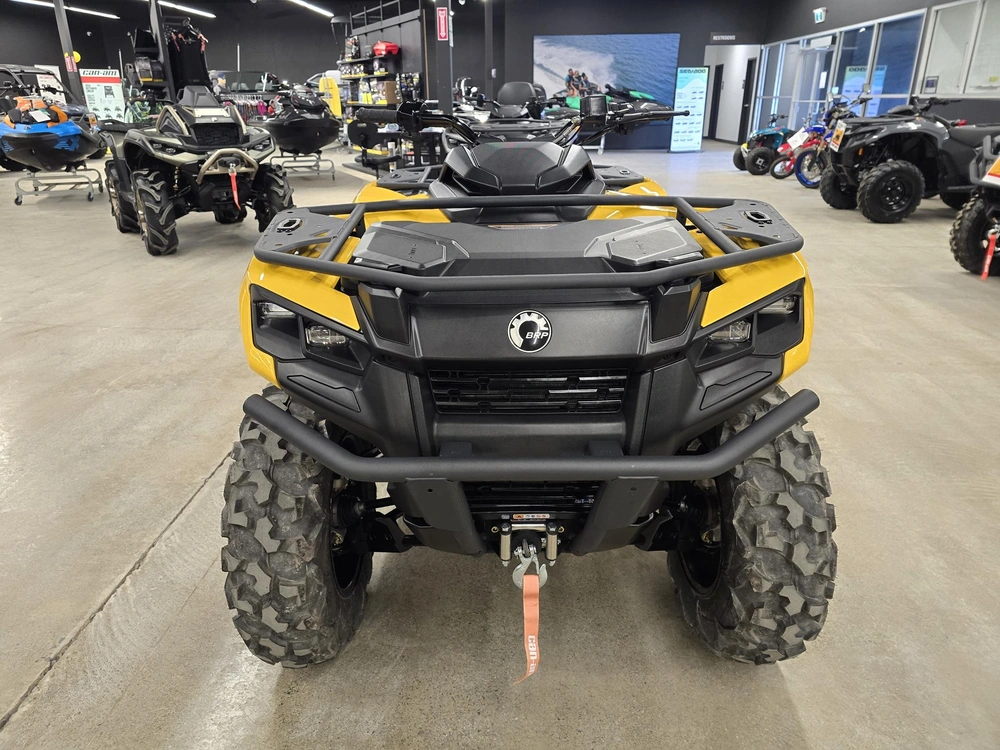 2024 Brp Outlander Xt 700 alt