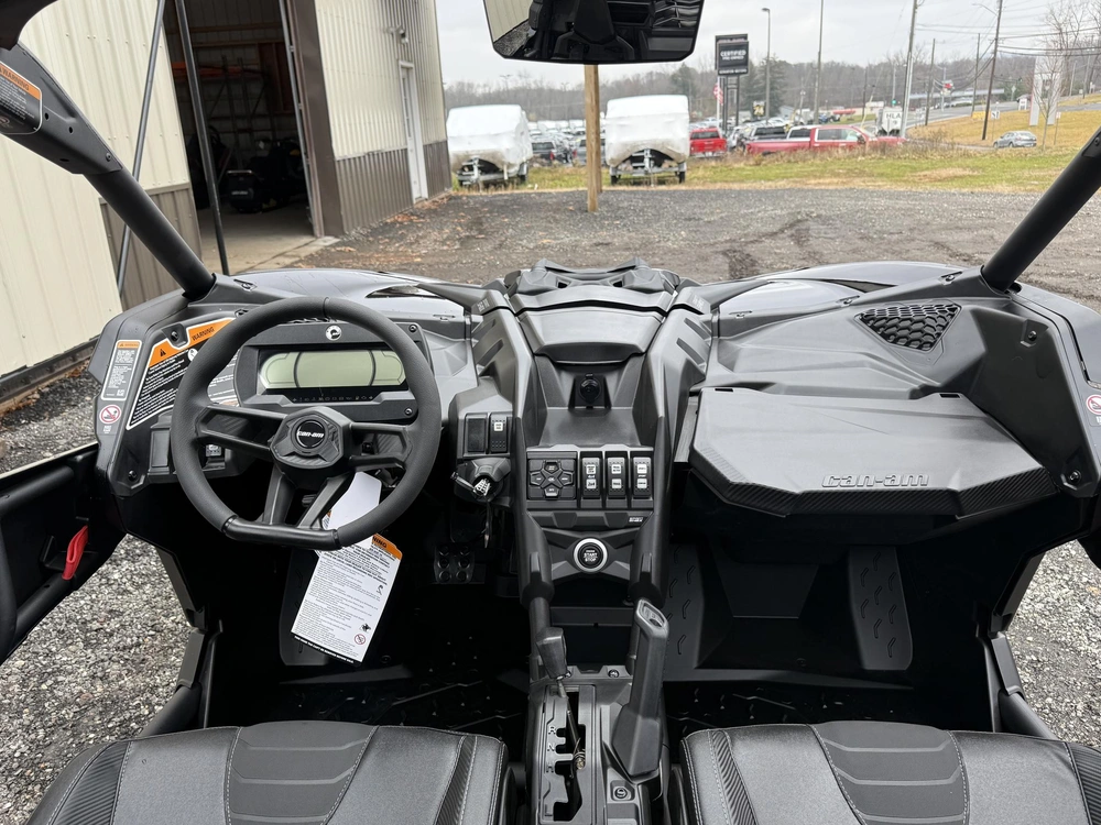 2025 Can-am Ssv Mav Xrs 72 Turbrr Bk Sas 25 X Rs Turbo Rr alt