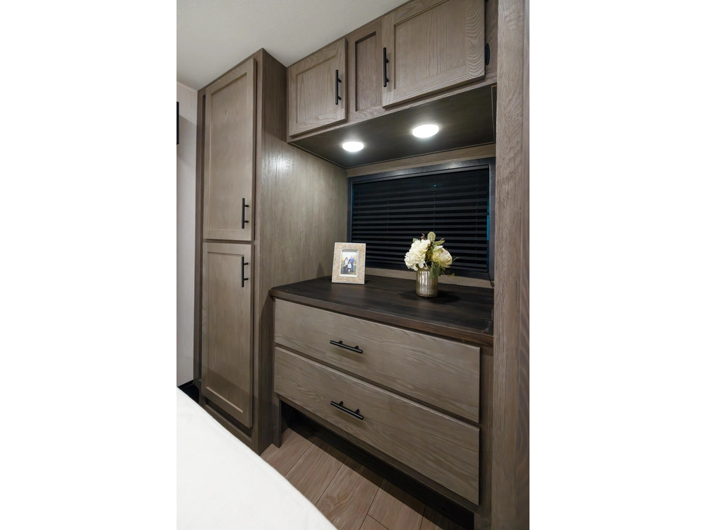 Arctic Wolf 3750 Suite 2026 alt