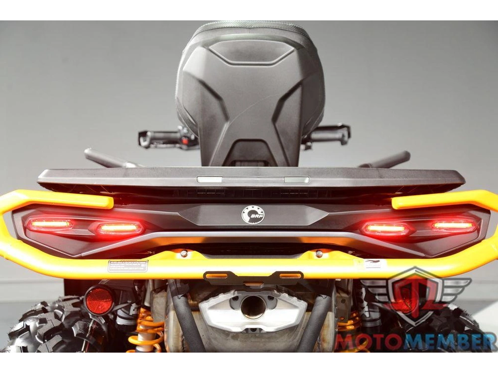 2026 Can-am Outlander Max Xt-p 1000r Mineral Grey & Orange Crush alt