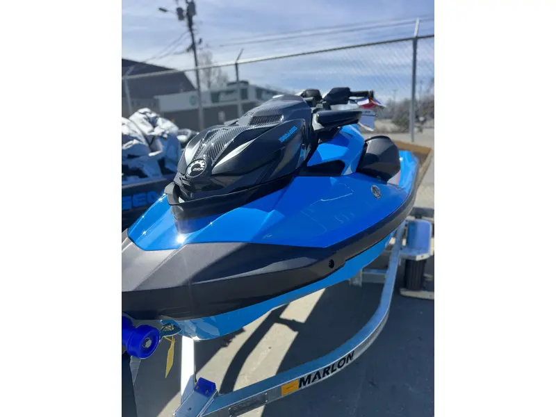 2026 Sea-Doo RXP X 325 w/AUDIO & iBR