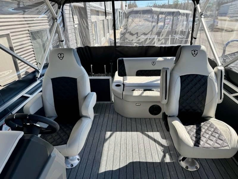 2026 Armada Drakkar 23 Swing Back alt