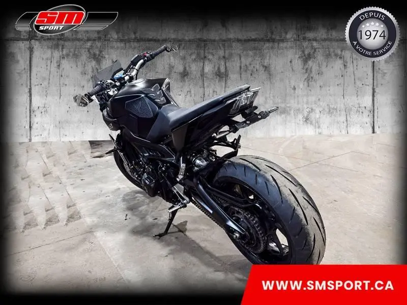 2018 Yamaha MT-09 thumbnail 5