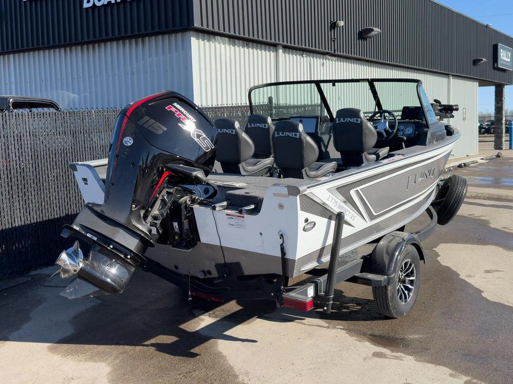 2025 Lund 1775 Impact Xs Sport alt