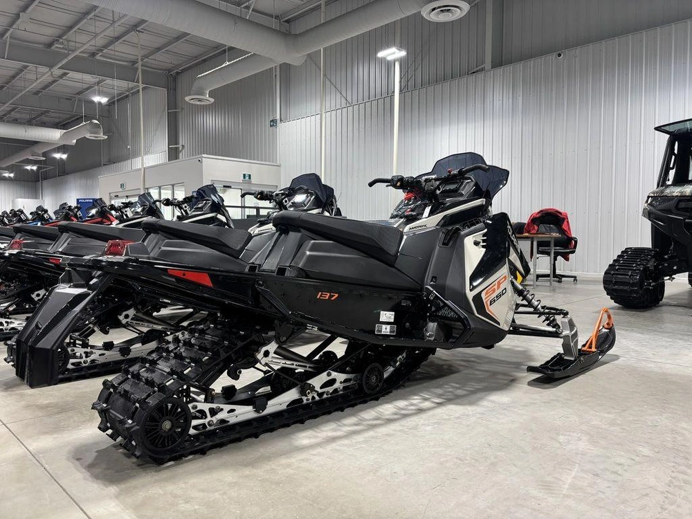 2025 Polaris 650 Indy Sp 137 Es alt