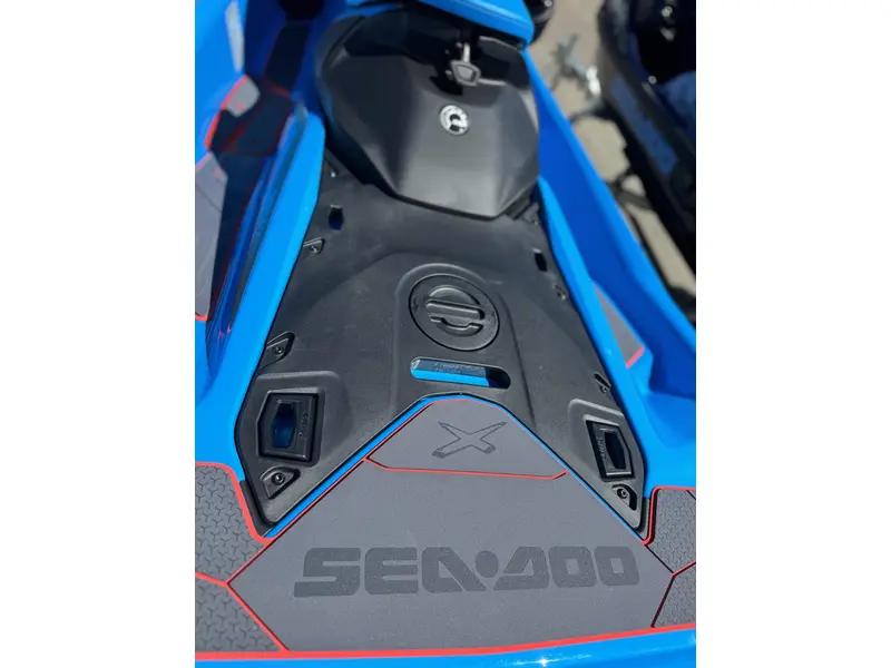 2026 Sea-Doo RXP X 325 w/AUDIO & iBR