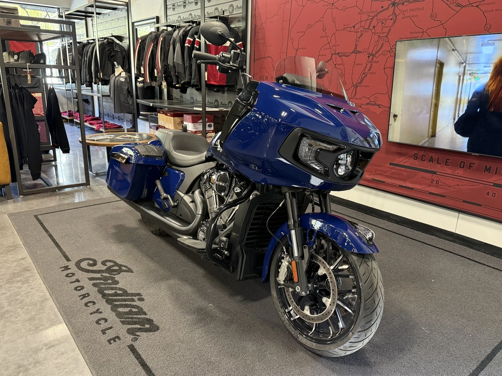 2025 Indian Motorcycle Challenger Dark Horse® alt