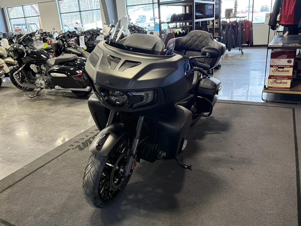 2026 Indian Motorcycle Pursuit Dark Horse 112, Black Smoke, 49st Dark Horse® With Powerband Audio Package alt