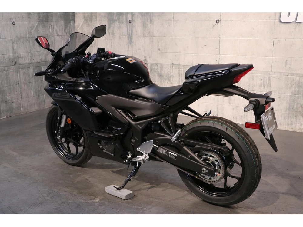 Yamaha Yzf-r3 2026 alt