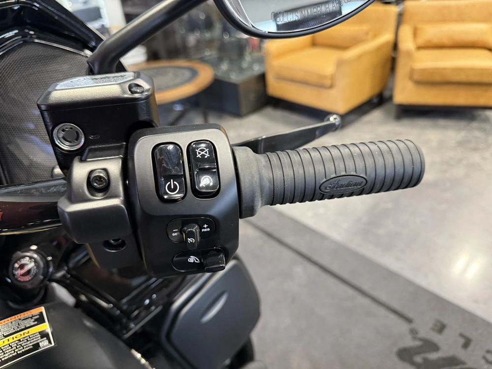 2026 Indian Motorcycle Pursuit Dark Horse 112, Black Smoke, 49st Dark Horse® With Powerband Audio Package alt